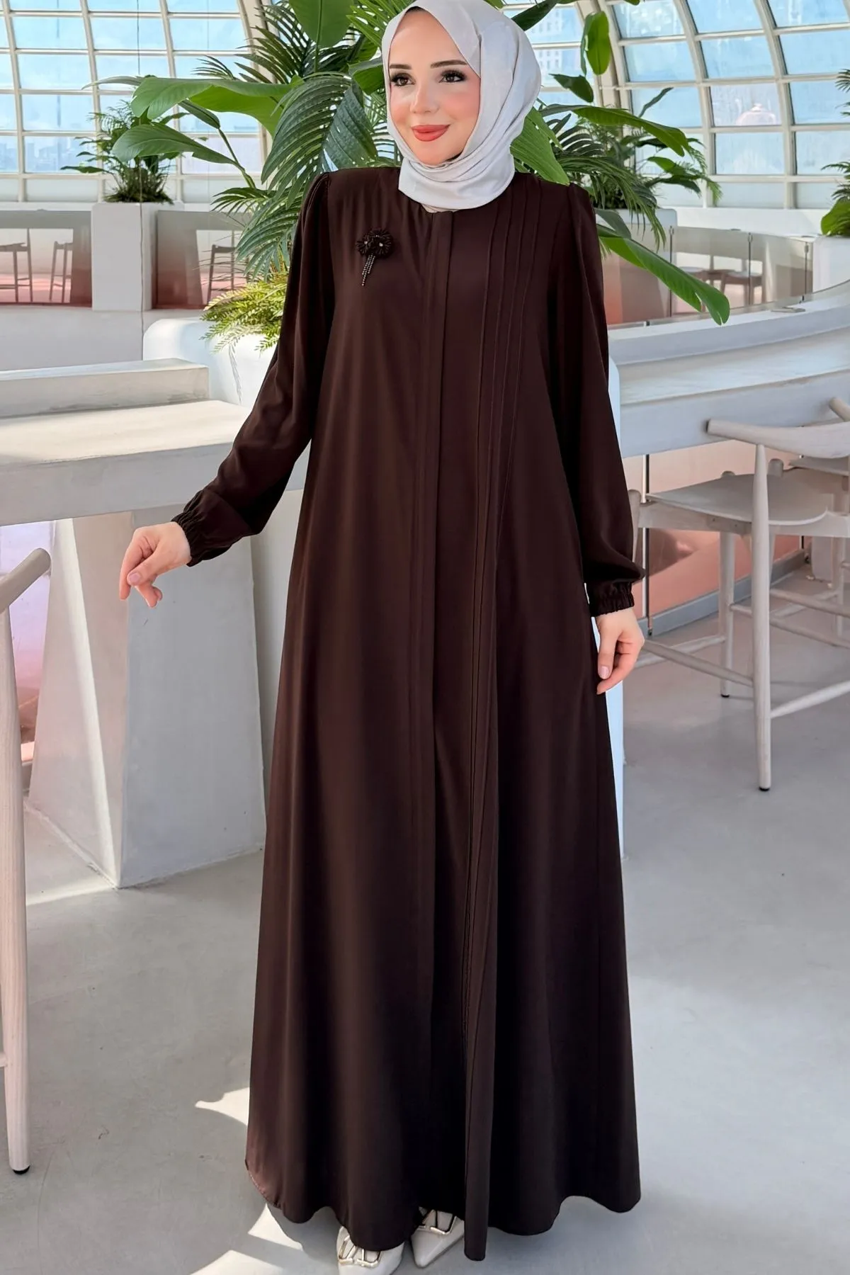 Rabia Göğüs Çiçek Broşlu Nervürlü Ferace 736 - Kahve