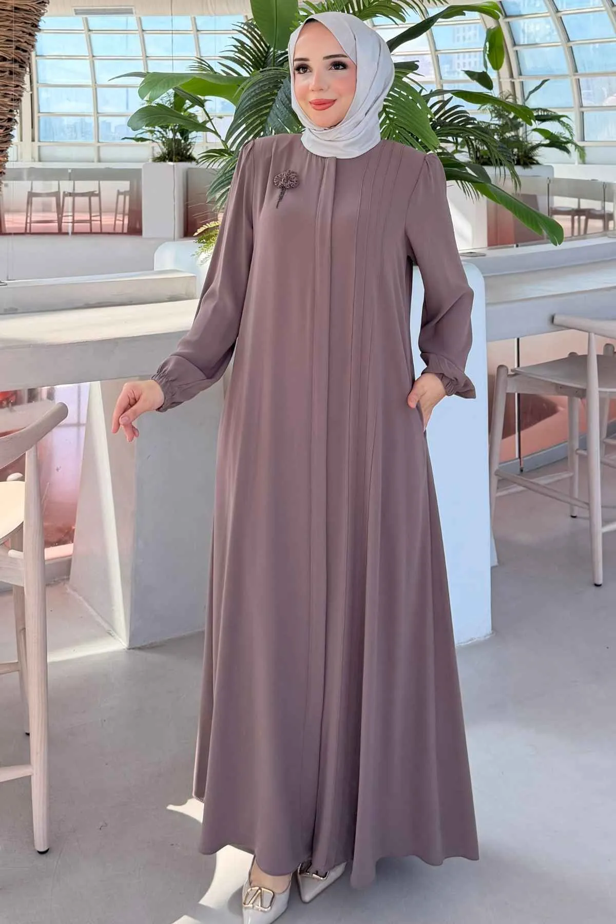 Rabia Göğüs Çiçek Broşlu Nervürlü Ferace 736 -Vizon