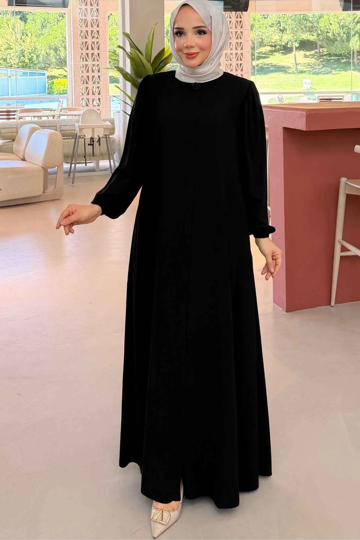 Elit İpek Yaka Broşlu Ferace 6821 -Siyah