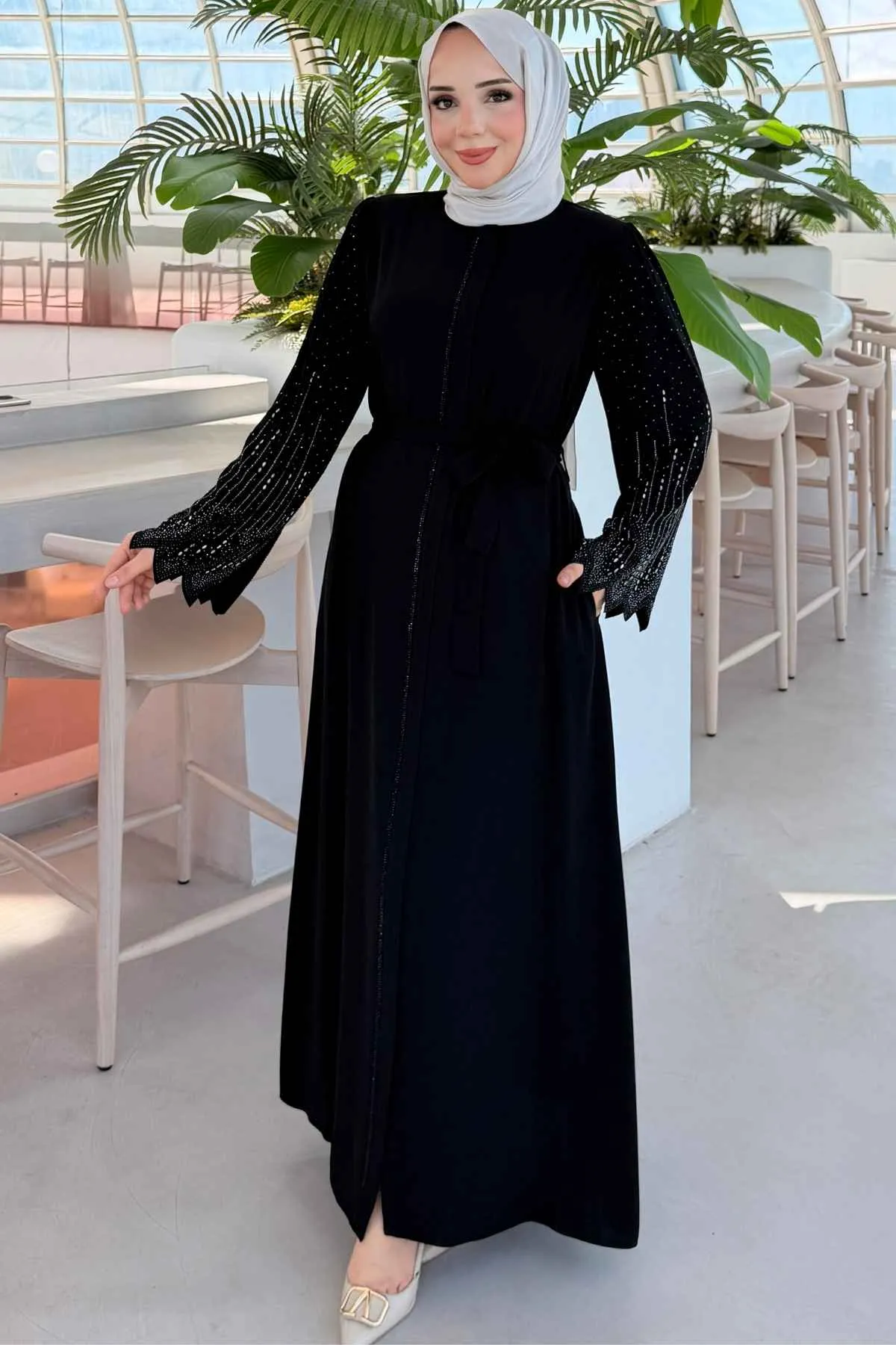 Rabia Premium Kumaş Kolu Taş İşlemeli Siyah Ferace 10020