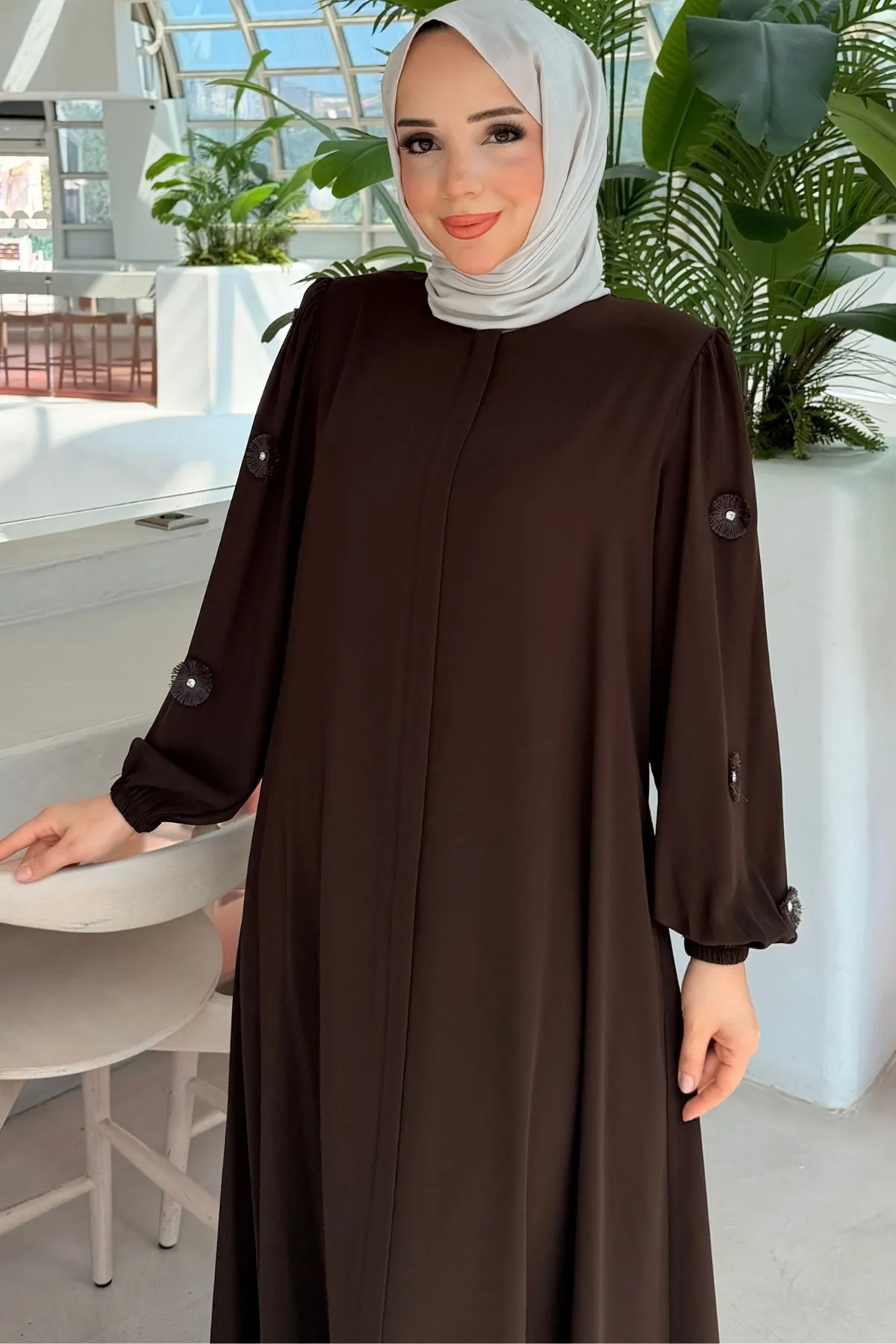 Rabia Çiçek Detaylı Kahverengi Ferace 697